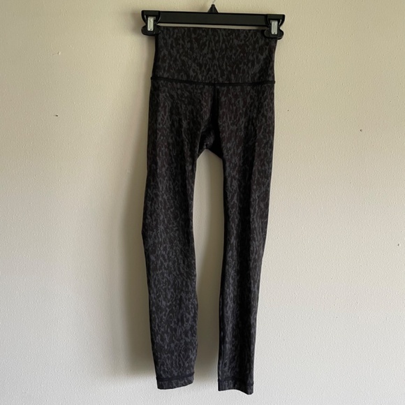 Lululemon Wunder Under High-Rise Tight 25" *Full-On Luxtreme - Picture 4 of 9